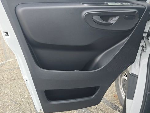 Used 2025 Mercedes-Benz Sprinter 2500 image 20
