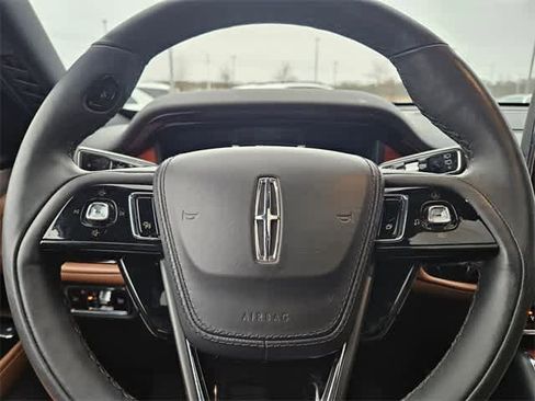 Used 2024 Lincoln Aviator Reserve w/ Equipment Group 201A image 24
