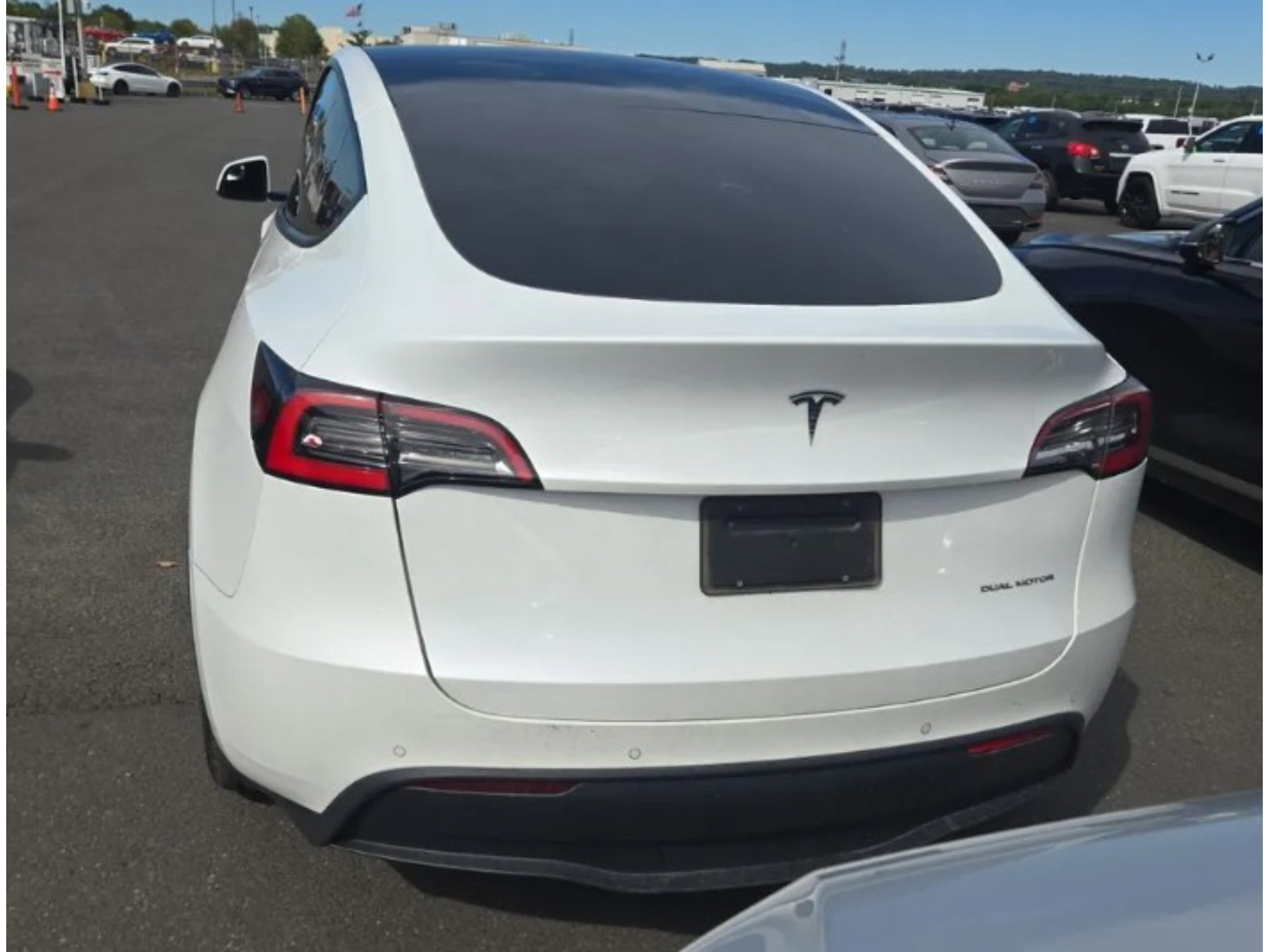 Used 2021 Tesla Model Y Long Range AWD/4WD image 5