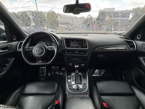 Used 2017 Audi SQ5 Premium Plus w/ Technology Package AWD/4WD image 24