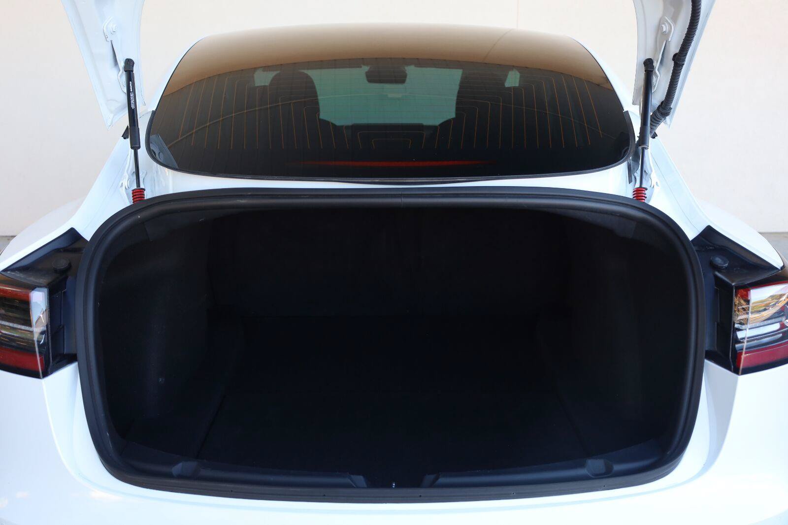 Used 2020 Tesla Model 3 Standard Range Plus RWD image 14