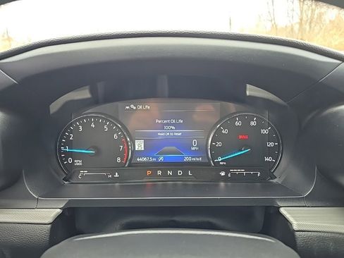 Used 2021 Ford Explorer XLT w/ Equipment Group 202A image 17