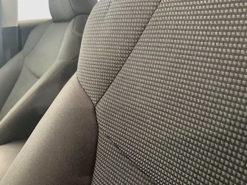 Used 2023 Toyota RAV4 LE image 33