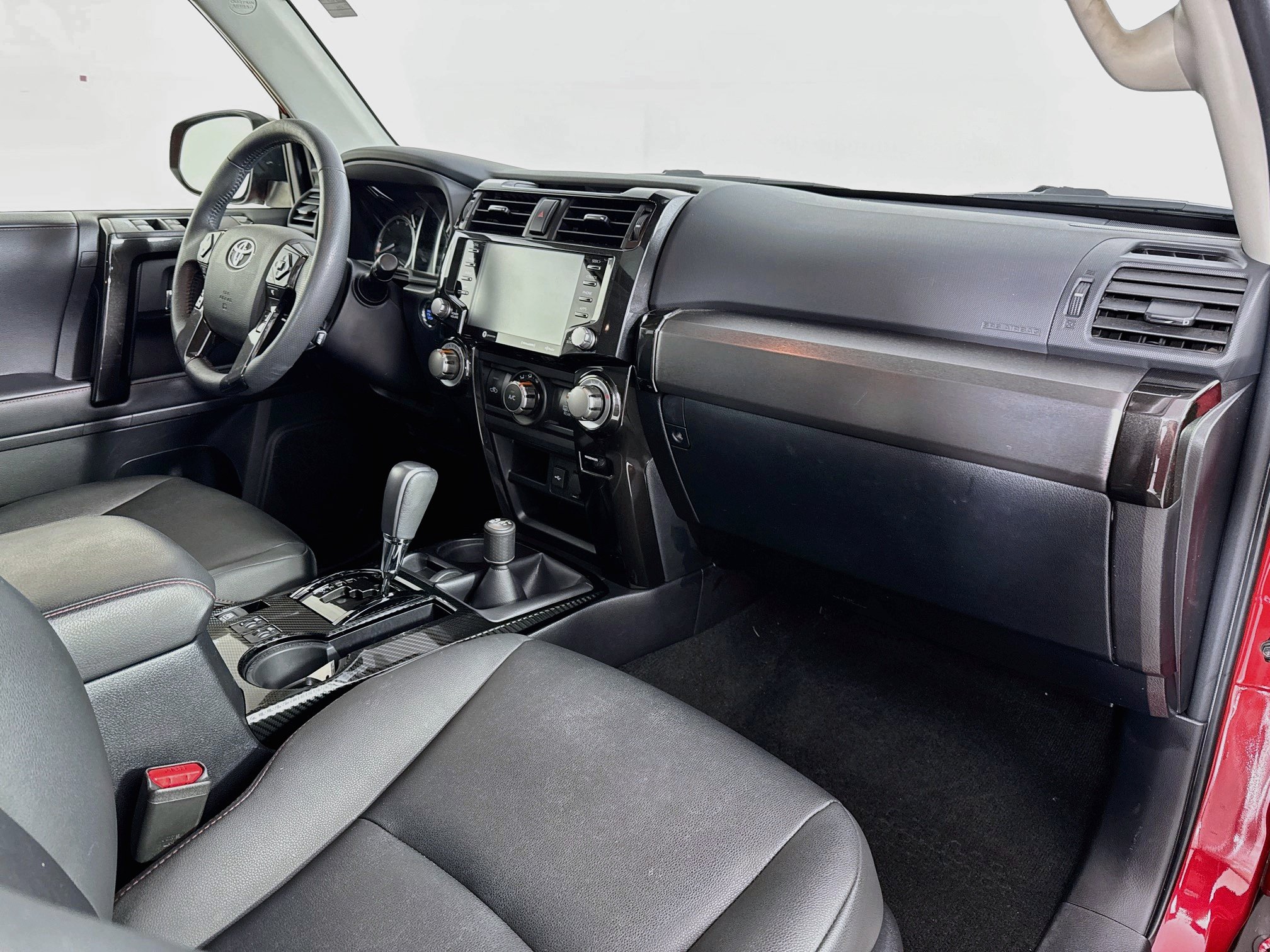 Certified 2021 Toyota 4Runner Venture w/ Moonroof Package AWD/4WD image 31