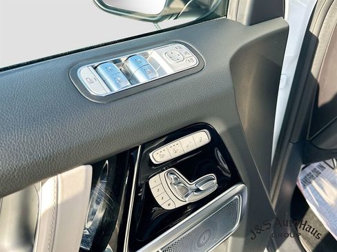Used 2021 Mercedes-Benz G 550 image 23