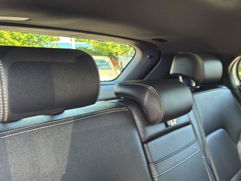 Used 2019 Mercedes-Benz GLA 250 4MATIC image 17