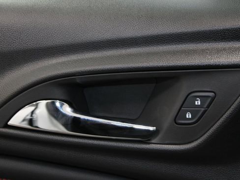 New 2026 Chevrolet Trax RS w/ Sunroof Package image 35