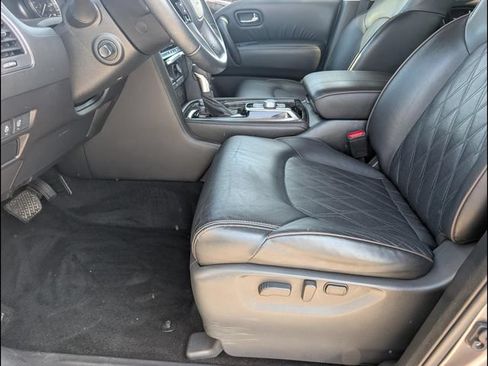 Used 2023 Nissan Armada Platinum w/ Captain's Chairs Package AWD/4WD image 9