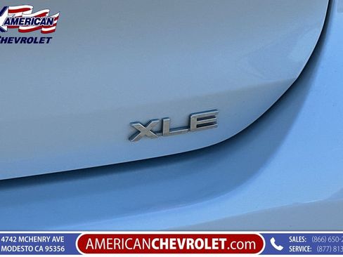 Used 2023 Toyota Highlander XLE FWD image 38