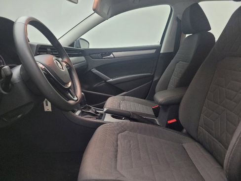 Used 2021 Volkswagen Passat 2.0T S image 17