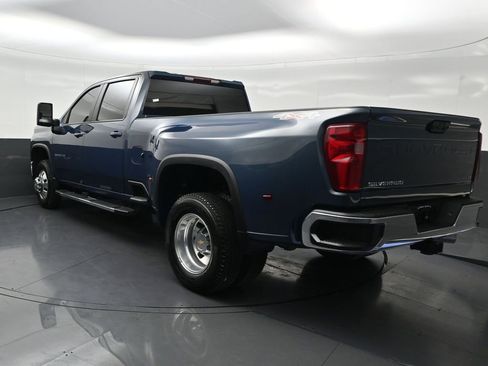 Used 2026 Chevrolet Silverado 3500 LT AWD/4WD image 3