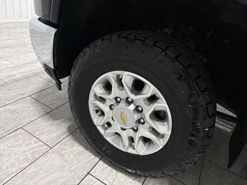 Used 2024 Chevrolet Silverado 2500 LTZ w/ LTZ Texas Edition AWD/4WD image 34