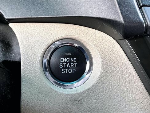 Certified 2017 Toyota Sienna XLE w/ XLE Navigation Package image 34