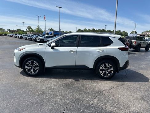 Used 2023 Nissan Rogue SV w/ SV Premium B Package FWD image 6