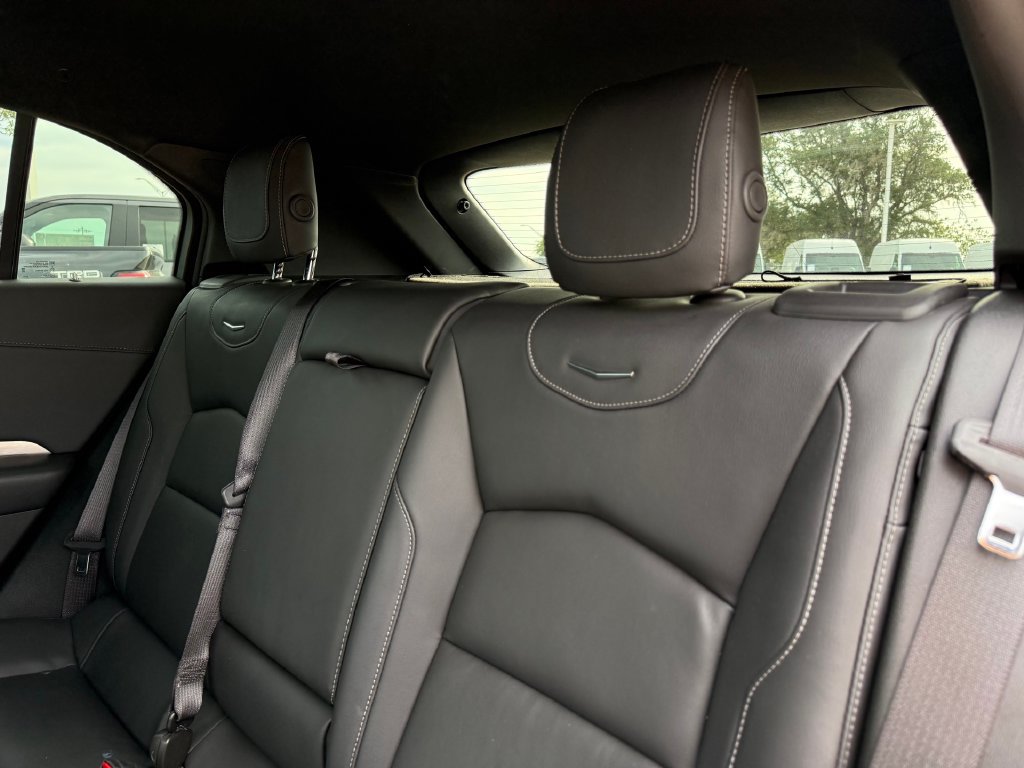 Used 2025 Cadillac XT4 Premium Luxury FWD image 20