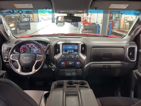 Used 2022 Chevrolet Silverado 1500 RST AWD/4WD image 16