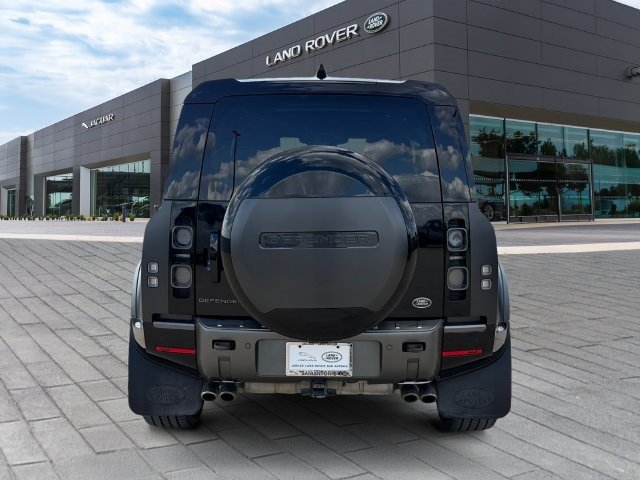 Used 2023 Land Rover Defender 110 Carpathian Edition AWD/4WD image 4