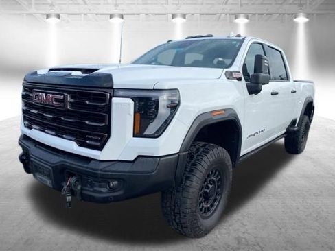 Used 2024 GMC Sierra 2500 AT4X w/ AT4X AEV Edition AWD/4WD image 6