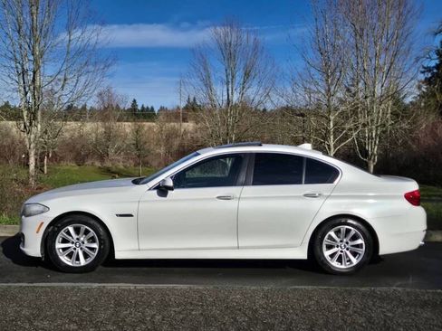 Used 2014 BMW 528i Sedan RWD image 4