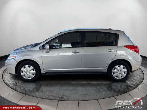 Used 2012 Nissan Versa 1.8 S image 2