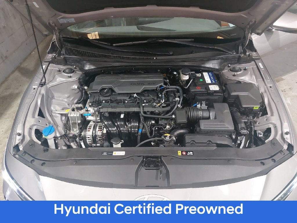 Certified 2025 Hyundai Elantra SEL FWD image 30