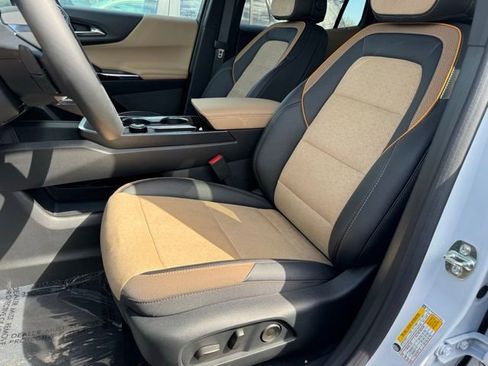 New 2026 Chevrolet Equinox ACTIV AWD/4WD image 5