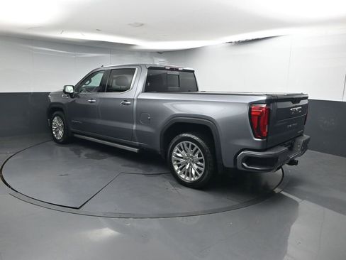 Used 2019 GMC Sierra 1500 Denali w/ Denali Ultimate Package AWD/4WD image 3