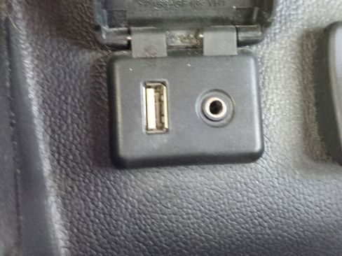 Used 2018 Chevrolet Cruze LT w/ Convenience Package image 20