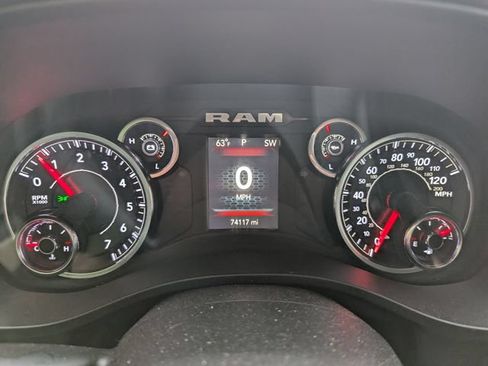 Used 2020 RAM 1500 Big Horn AWD/4WD image 16