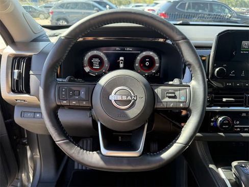 Used 2023 Nissan Pathfinder Platinum w/ Lighting Package (N93) image 14