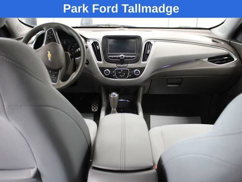 Used 2016 Chevrolet Malibu LT FWD image 27