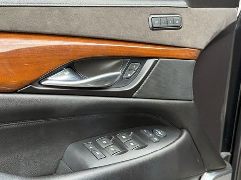 Used 2019 Cadillac Escalade Premium Luxury image 23