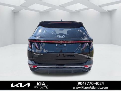 Used 2022 Hyundai Tucson SEL w/ Convenience Package image 4