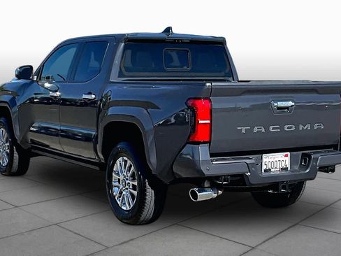 Used 2024 Toyota Tacoma Limited w/ Limited Package (LT) AWD/4WD image 11