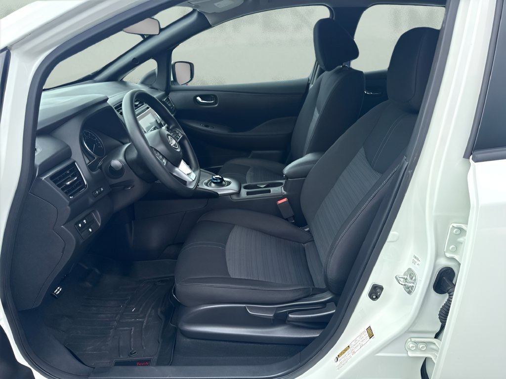 Used 2023 Nissan Leaf S FWD image 6