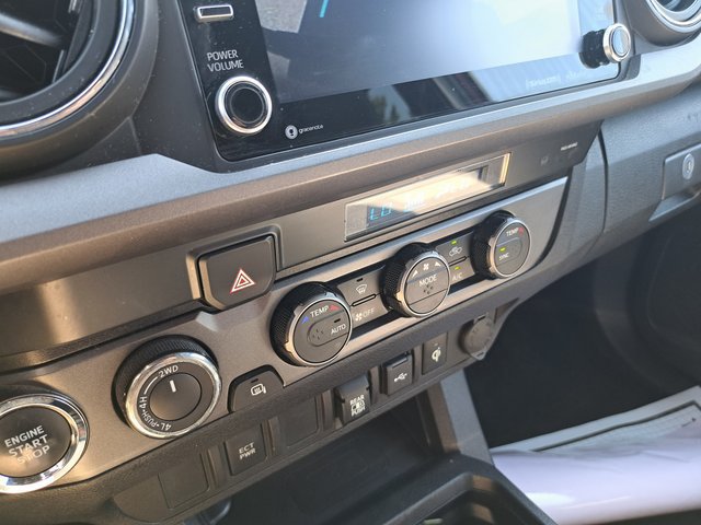 Used 2023 Toyota Tacoma TRD Sport AWD/4WD image 18
