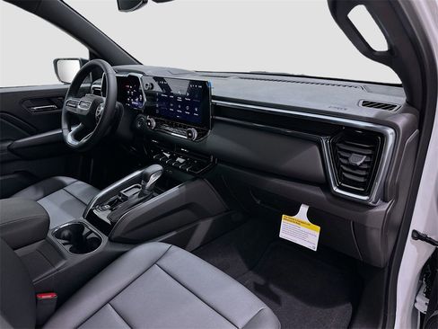 New 2026 GMC Canyon Elevation w/ Convenience Package image 29