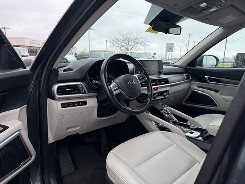 Used 2020 Kia Telluride S image 11