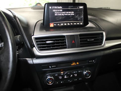Used 2017 MAZDA MAZDA3 Touring w/ Popular Equipment Package FWD image 14