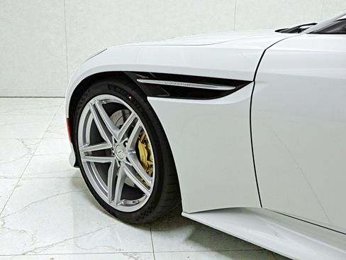 Used 2026 Aston Martin DB12 Convertible RWD image 19