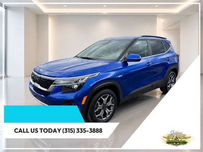 Used 2023 Kia Seltos EX