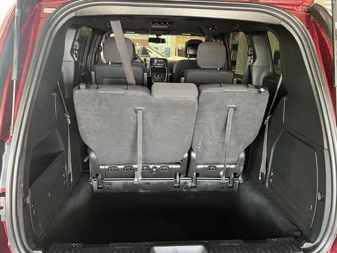 Used 2018 Dodge Grand Caravan SE image 26