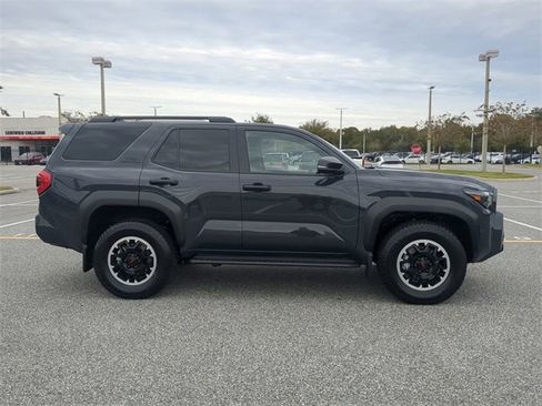 Certified 2025 Toyota 4Runner TRD Off-Road Premium image 3