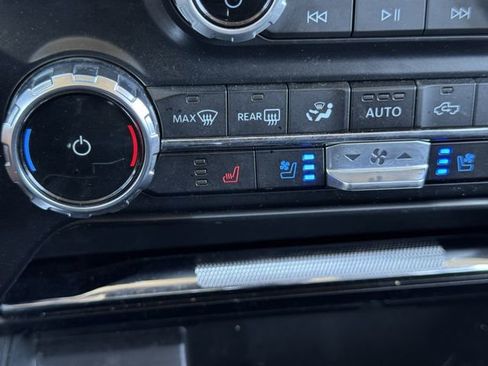 Used 2023 Ford F150 Lariat w/ Trailer Tow Package AWD/4WD image 18