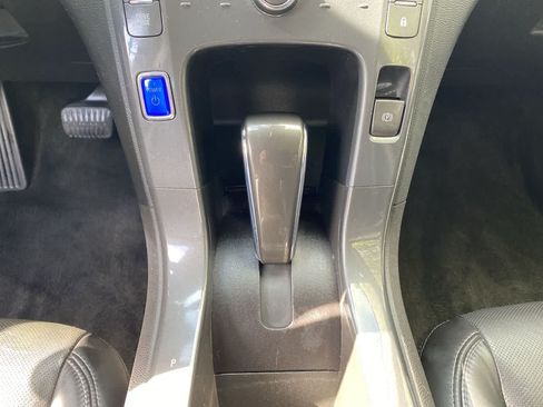 Used 2012 Chevrolet Volt Premium w/ Premium Trim Package FWD image 27