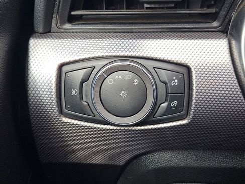 Used 2018 Ford Mustang GT RWD image 18
