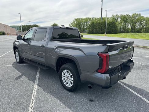 Used 2025 Toyota Tundra SR5 w/ SR5 Premium Package AWD/4WD image 5