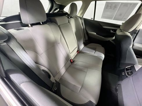 Used 2023 Subaru Outback Premium image 27