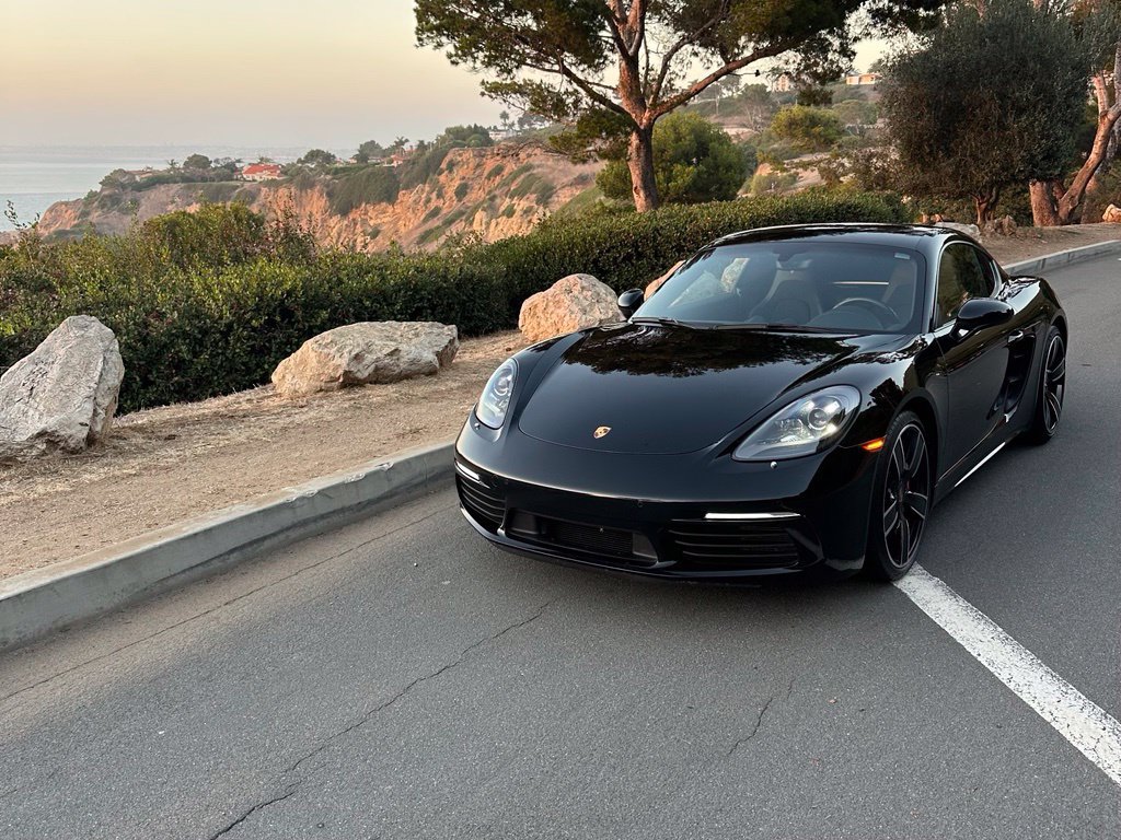 Used 2020 Porsche 718 Cayman S RWD image 9