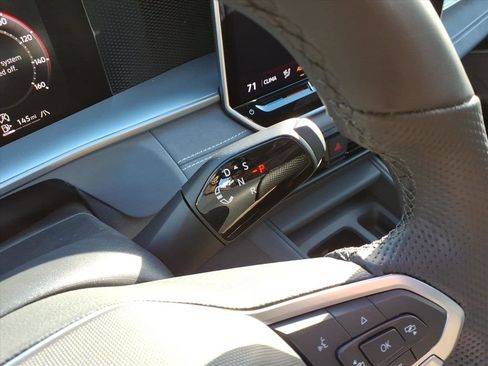New 2026 Volkswagen Tiguan SE R-Line AWD/4WD image 23